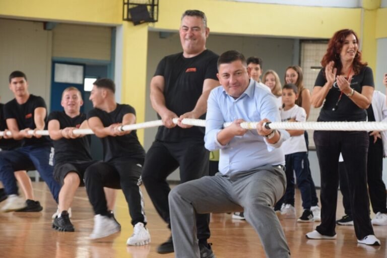Η Διελκυστίνδα ξαναζωντάνεψε στον Αστακό