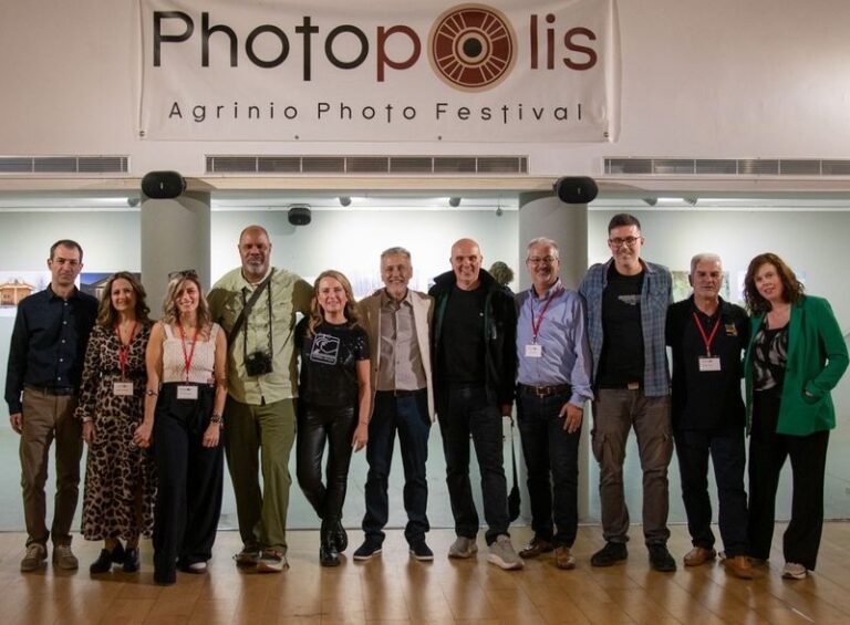 Photopolis | Φωτογραφικές ματιές από 48 χώρες πλημμύρισαν το Αγρίνιο
