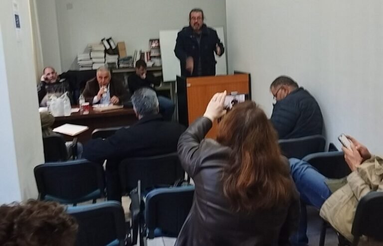 «Νέα Πορεία» | Σε αποσύνθεση η ΟΕΕΣΠ: «Εικόνα διάλυσης»