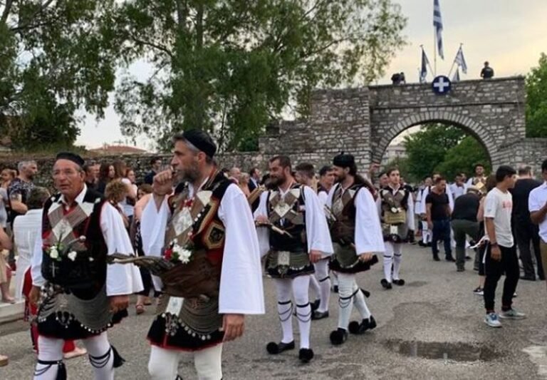 «Ο Αη Συμιός» | Η Έξοδος μέσα από το πανηγύρι τ’ Αη Συμιού