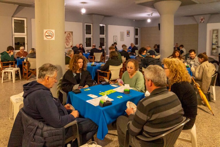 Δήμος Αγρινίου | Κοπή πίτας με μπριτζ