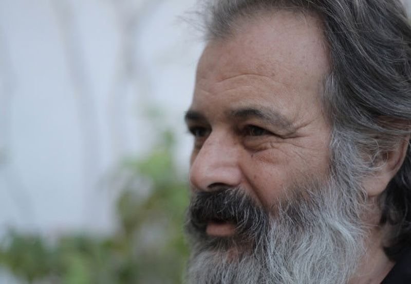 Παντελής Μπουκάλας | Με μοιρολόγια δεν νανουρίζεται κανείς