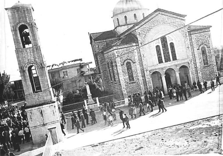 «Υπό κουστωδίαν στρατιωτών και χωροφυλάκων»… οι επιτάφιοι