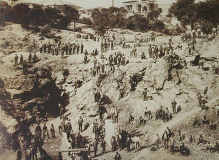 8 Απριλίου | Μνήμη χρονολογίου