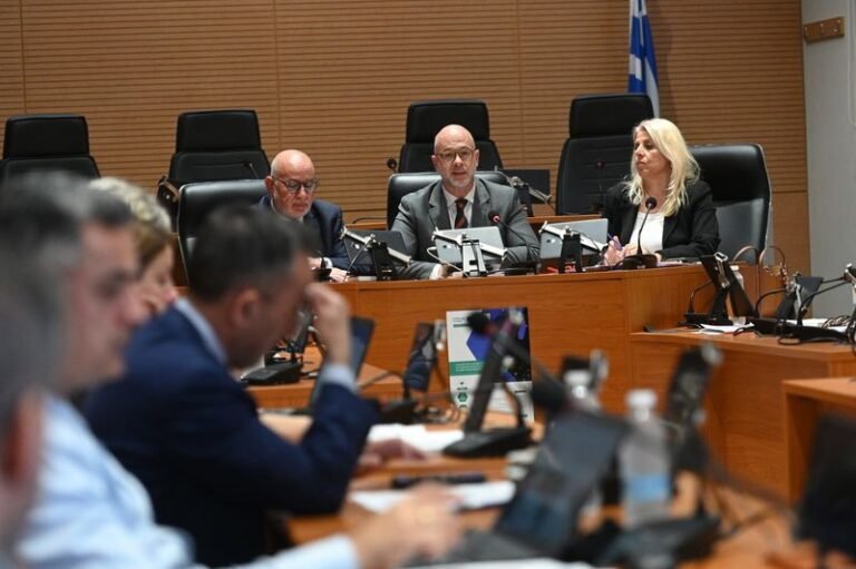 Περιφέρεια | Στροφή σε «έξυπνο» και βιώσιμο τουρισμό