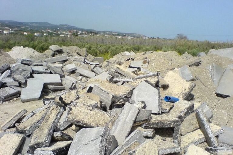 Δήμος Αγρινίου | Πρόστιμα για μπάζα, κλαδιά και απορρίμματα