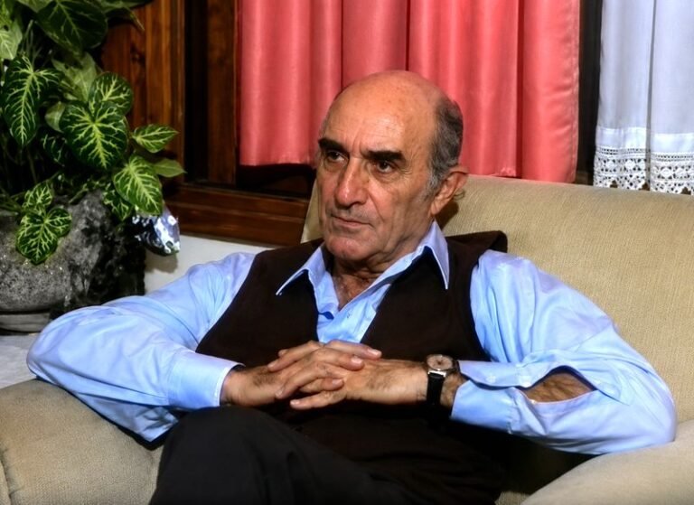 Ἐν Ἀγρινίῳ τῇ 21ῃ Μαΐου | 1978: «Ετούτη η πόλη είναι αυτοφυές φυτό»