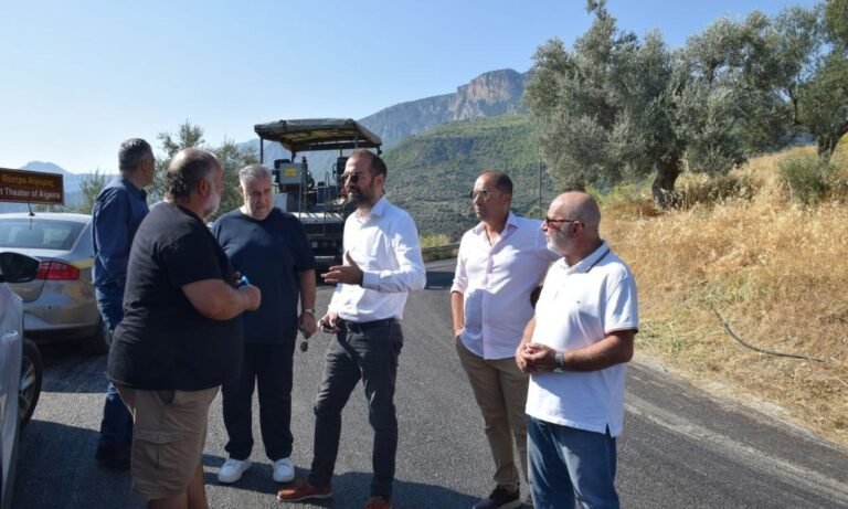 Επίσκεψη Φαρμάκη σε τρία έργα στην ανατολική Αιγιάλεια