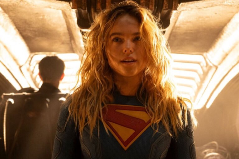 Ελληνίς | Supergirl, του Κρεγκ Γκιλέσπι