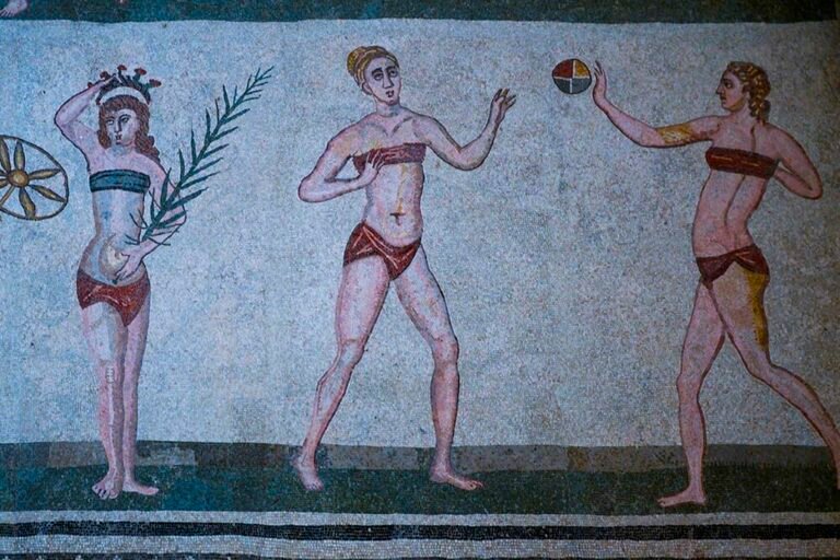 5 Ιουλίου 2026 | Μπικίνι: Δύο κομμάτια ύφασμα