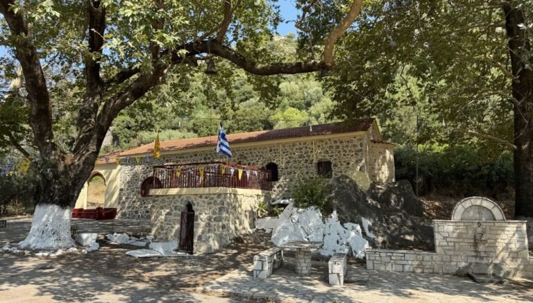 «Οινιαδών Ανάπτυξις» | Γιορτάζει η ιστορική Αγιά Σωτήρα, στην Κατοχή