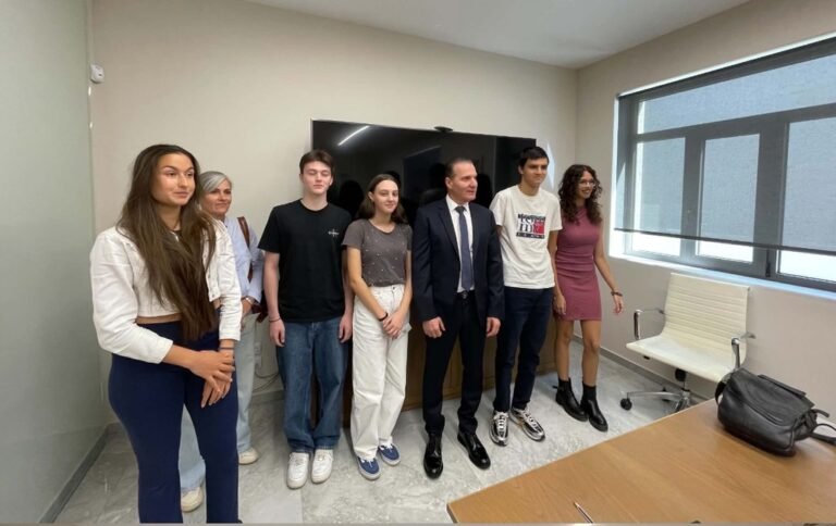 H Ένωση Αγρινίου βραβεύει νέους φοιτητές