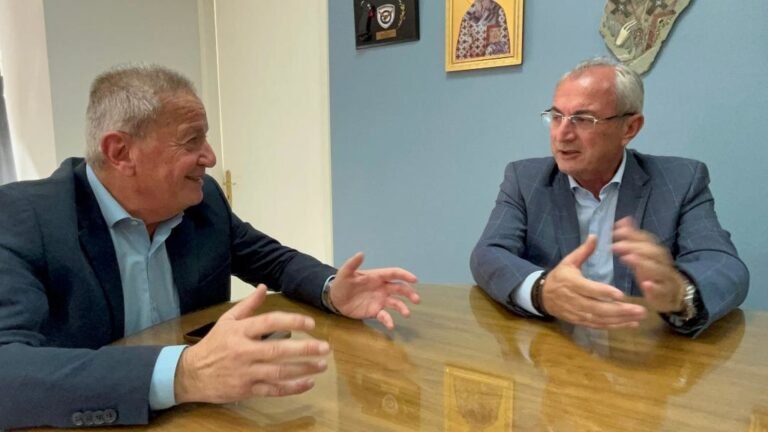 Κωστακόπουλος: «Εποικοδομητική συζήτηση»