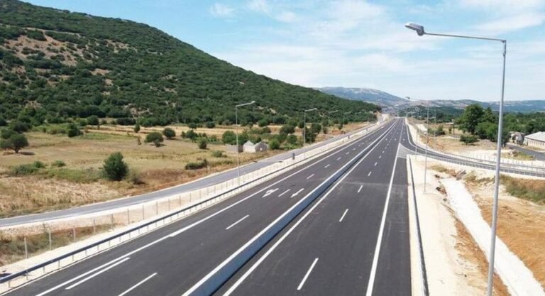 Ιόνια οδός | Συνεχίζονται οι εκτροπές και οι αποκλεισμοί