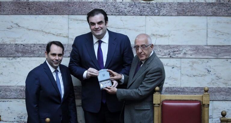 Προϋπολογισμός ευημερίας χωρίς την κοινωνία